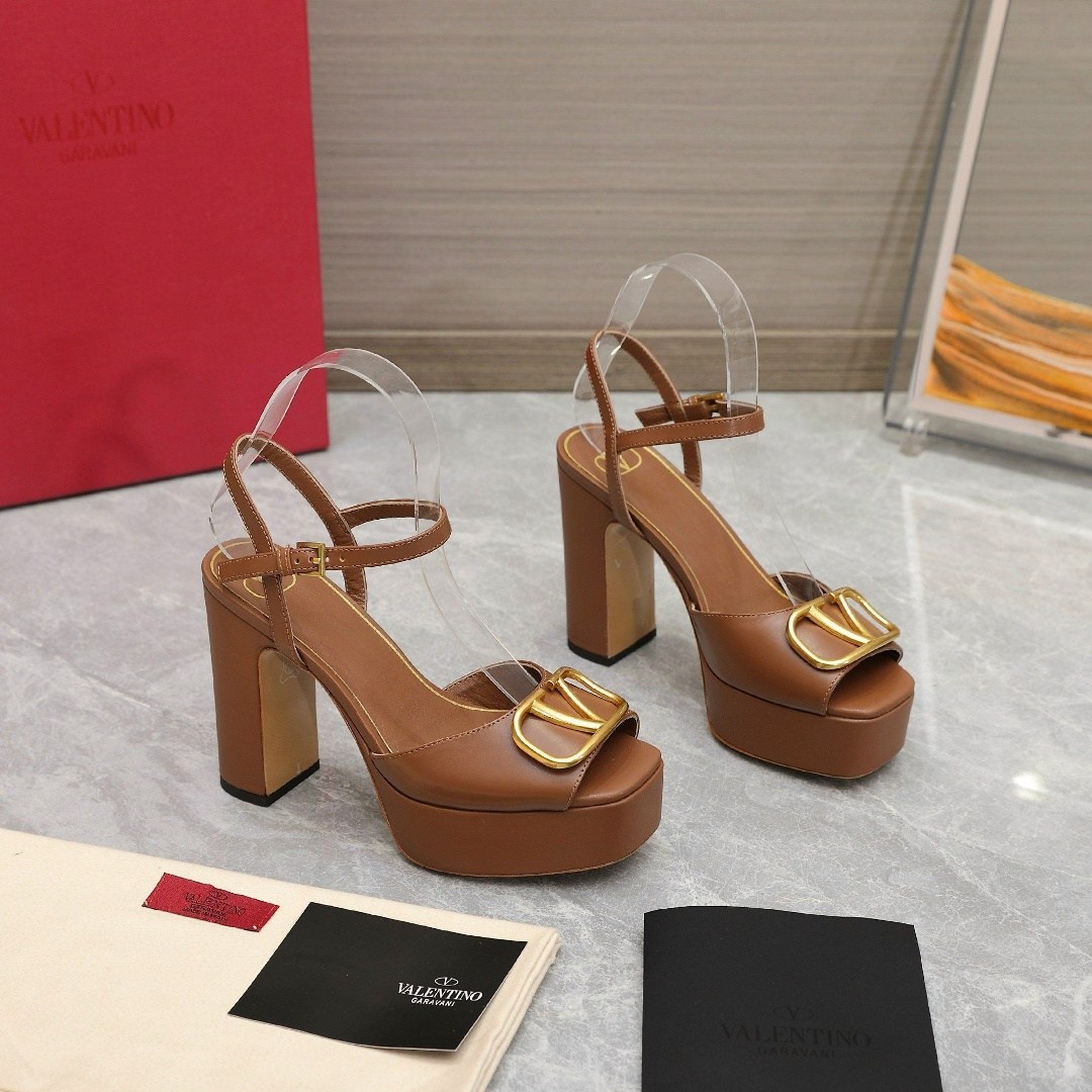 босоножки valentino,,железные босоножки,босоножки гермес на каблуке,босоножки женские