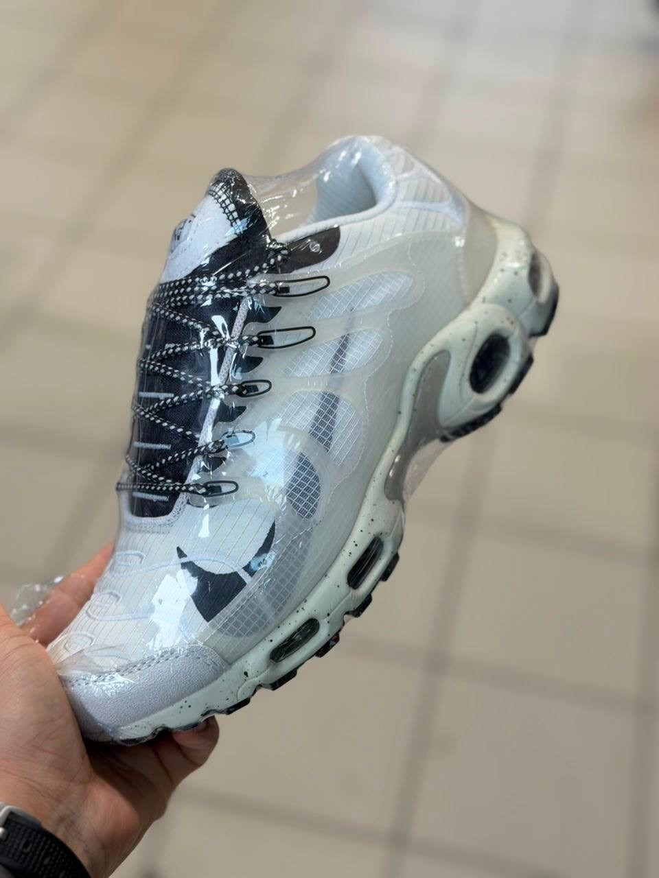 кроссовки nike air max 95,nike air max 95 black,nike air max 95 essential,nike air max 95,nike air max 95 triple black