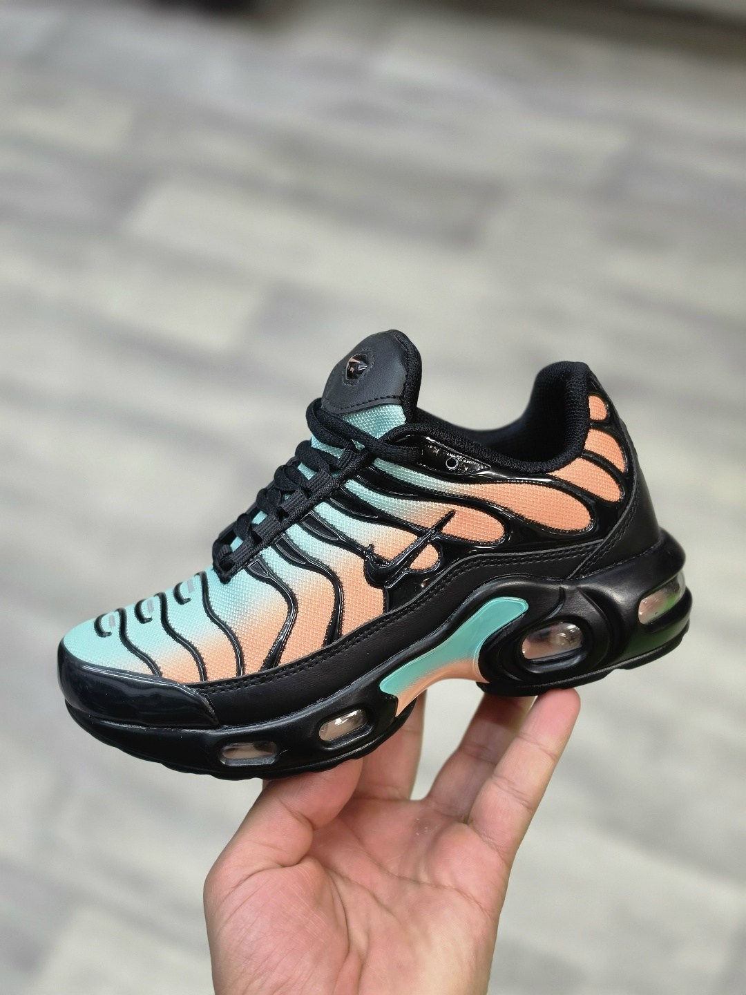 кроссовки nike air max tn plus,кроссовки nike air max tn plus ultra белые с серым,кроссовки мужские nike air max tn plus,кроссовки air max plus tn найк,nike air max plus tn