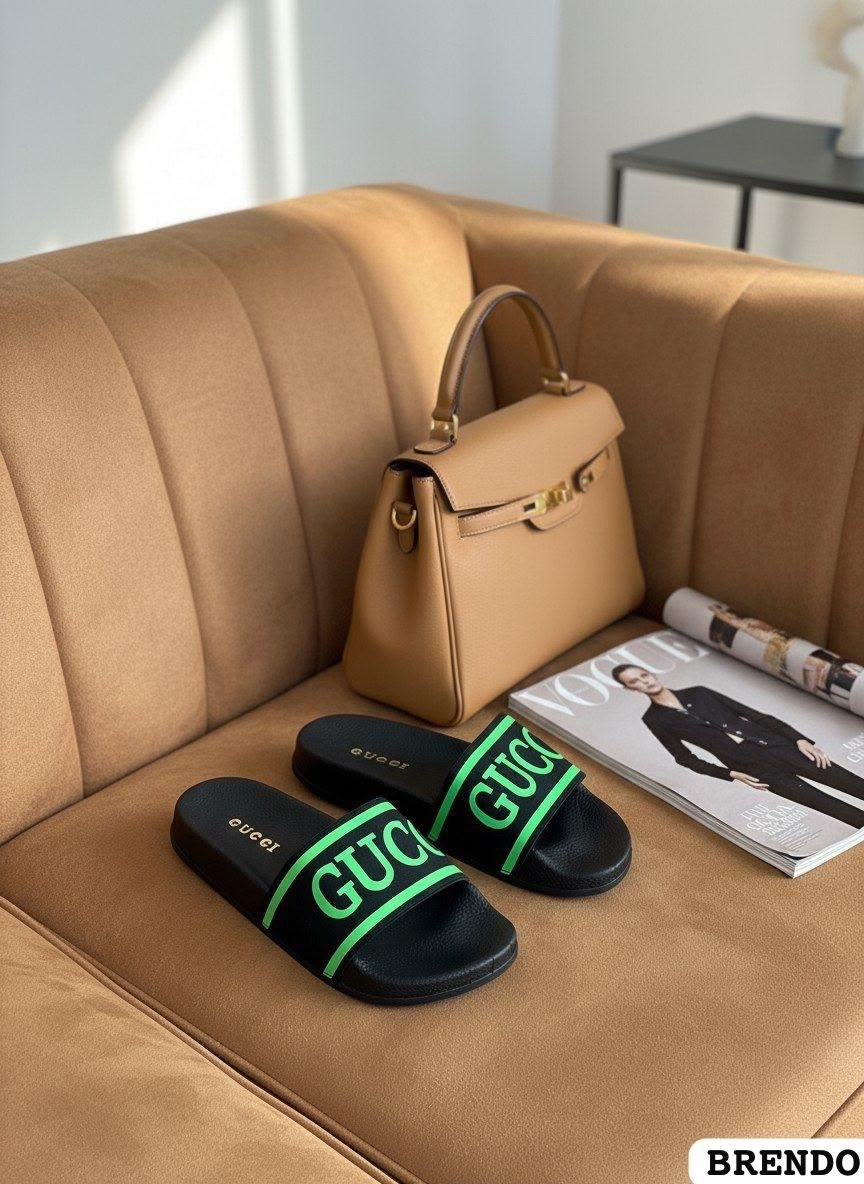 шлепанцы gucci,тапочки gucci,шлепки гуччи мужские,босоножки gucci,сланцы гуччи женские
