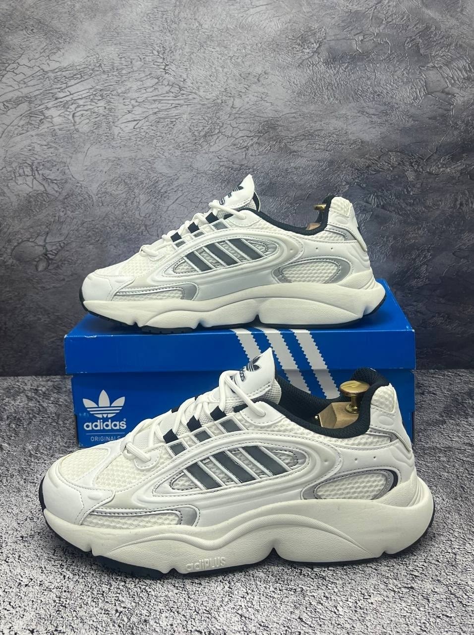 кроссовки adidas,кроссовки женские adidas ozweego,adidas falcon,adidas originals falcon,кроссовки adidas ozweego