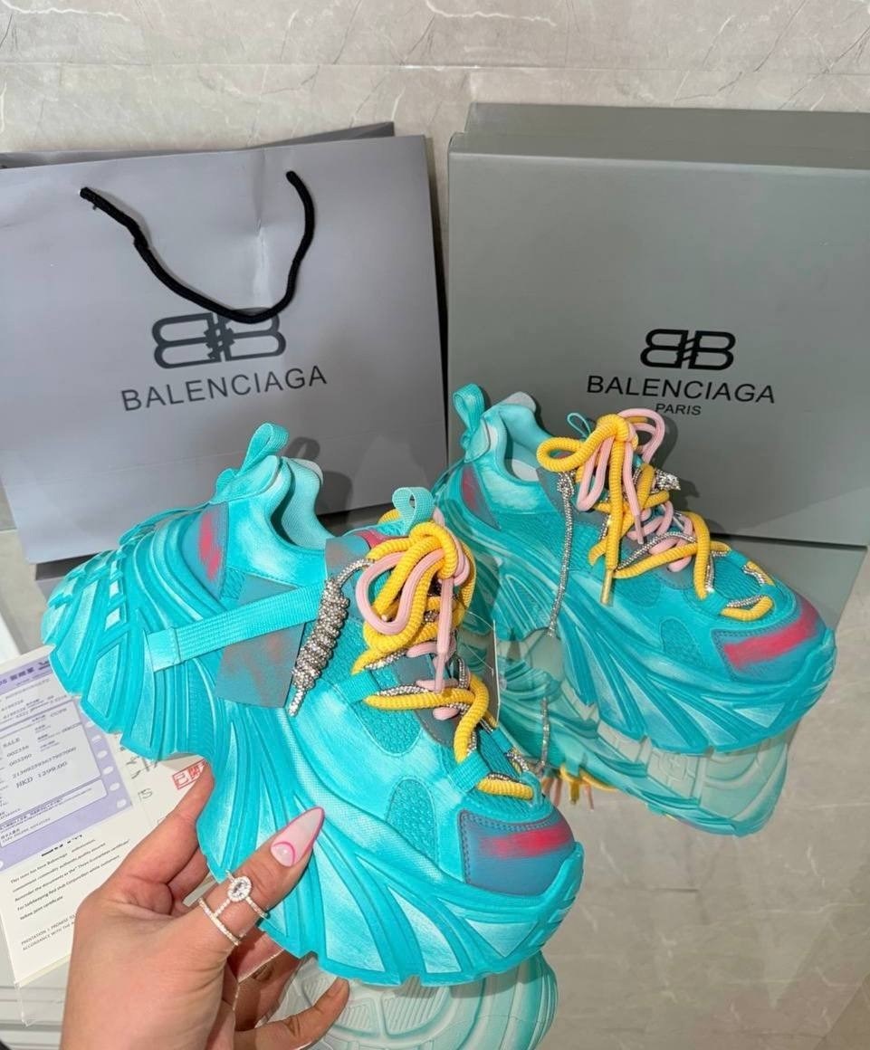 кроссовки женские balenciaga,кроссовки balenciaga,кроссовки balenciaga triple s,balenciaga triple s clear sole, женская balenciaga зеленая