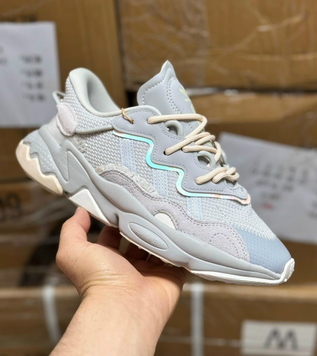 женские кроссовки adidas ozweego,кроссовки adidas ozweego,кроссовки ozweego originals adidas,кроссовки adidas ozweego adidas,мужские кроссовки adidas ozweego
