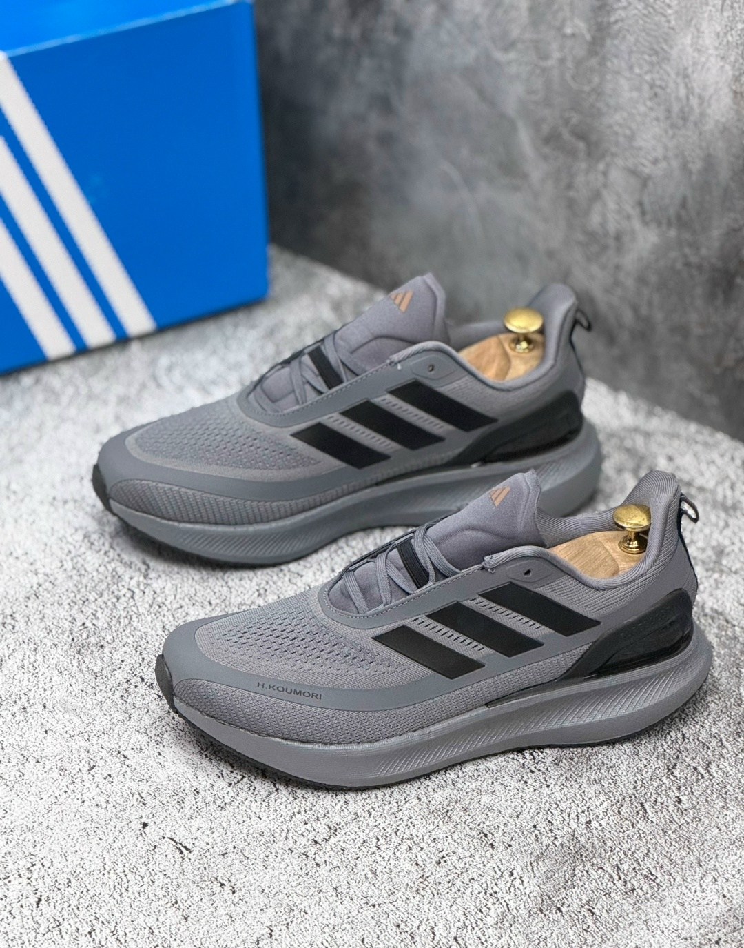 кроссовки adidas,кроссовки adidas ultraboost,кроссовки adidas мужские,adidas ultraboost,мужские кроссовки adidas ultraboost