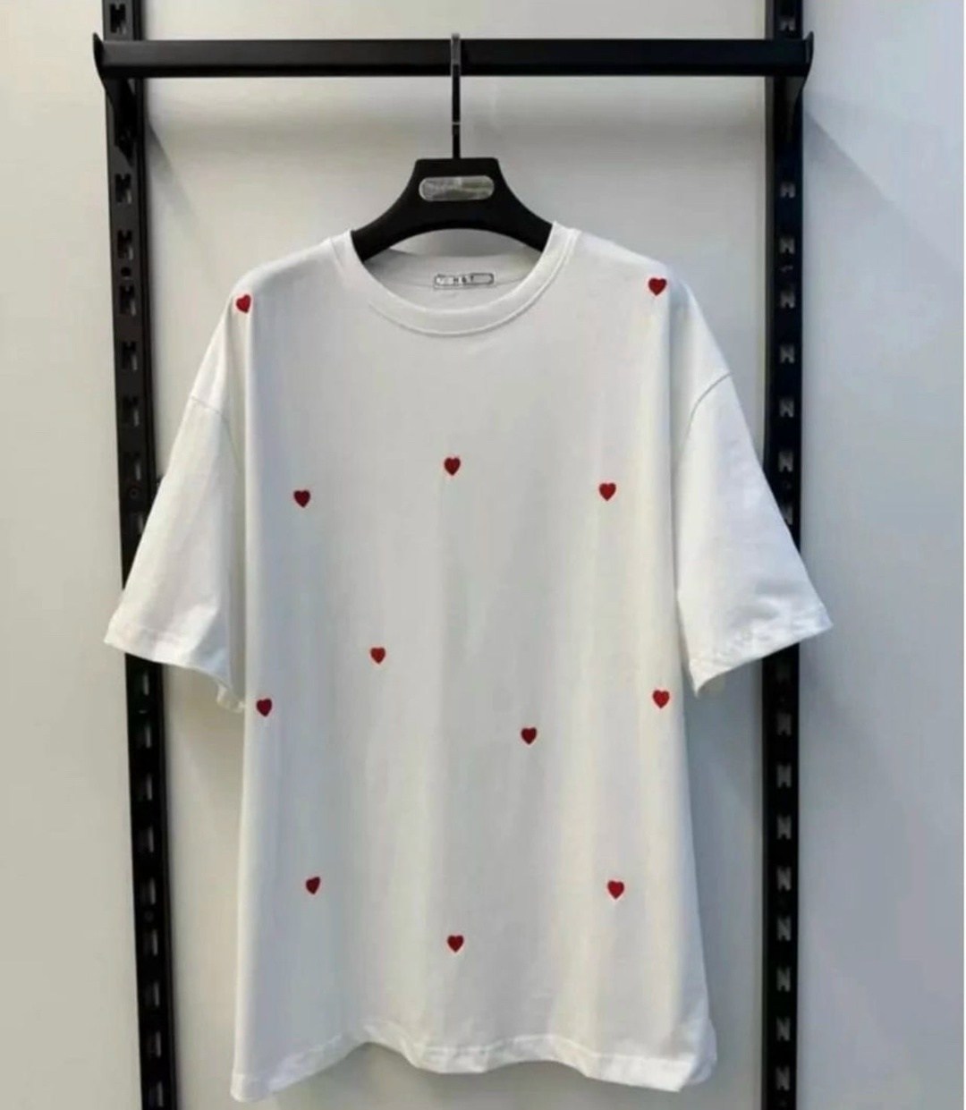 футболка оверсайз женская,футболка оверсайз,футболка женская,футболки женские модные,футболка оверсайз с принтами
