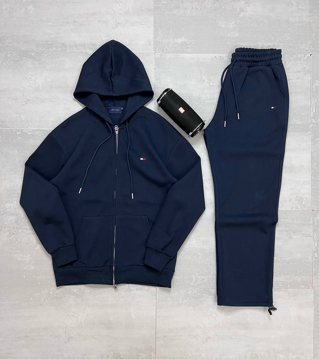 спортивный костюм tommy hilfiger,спортивный костюм томми хилфигер мужские,спортивные костюмы,мужские спортивные костюмы,спортивный костюм томми хилфигер