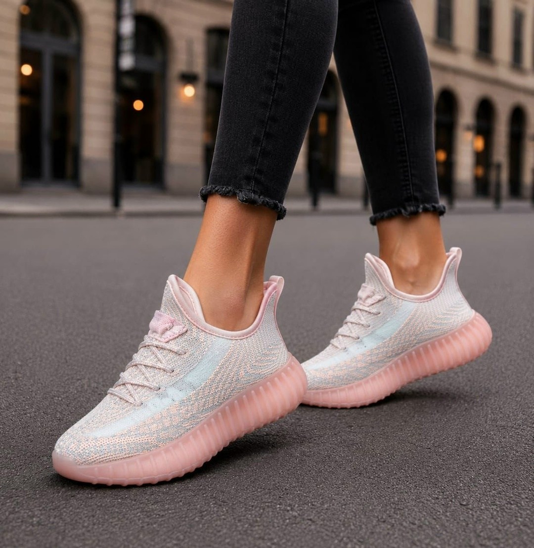 кроссовки adidas yeezy boost,кроссовки adidas yeezy boost 350,adidas yeezy boost 350,adidas yeezy boost 350 v2 light,adidas yeezy boost
