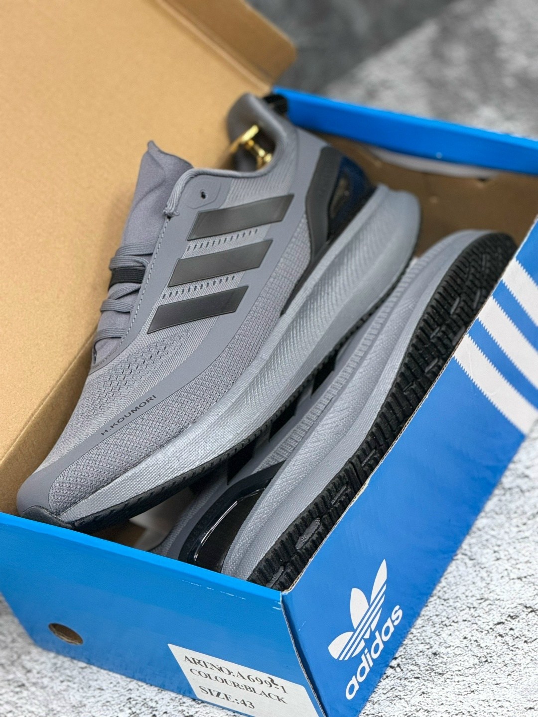 кроссовки adidas,кроссовки adidas ultraboost,кроссовки adidas мужские,adidas ultraboost,мужские кроссовки adidas ultraboost