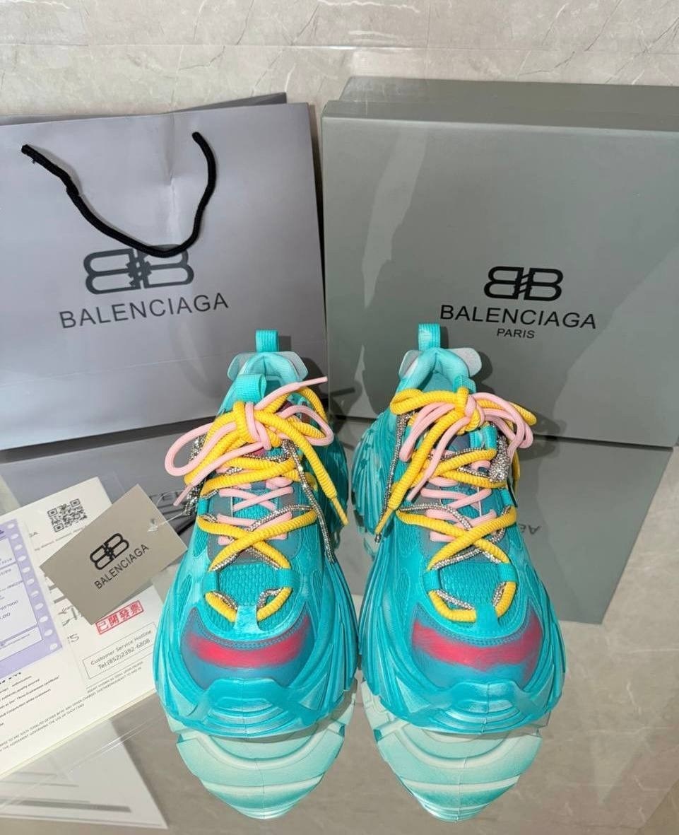 кроссовки женские balenciaga,кроссовки balenciaga,кроссовки balenciaga triple s,balenciaga triple s clear sole, женская balenciaga зеленая