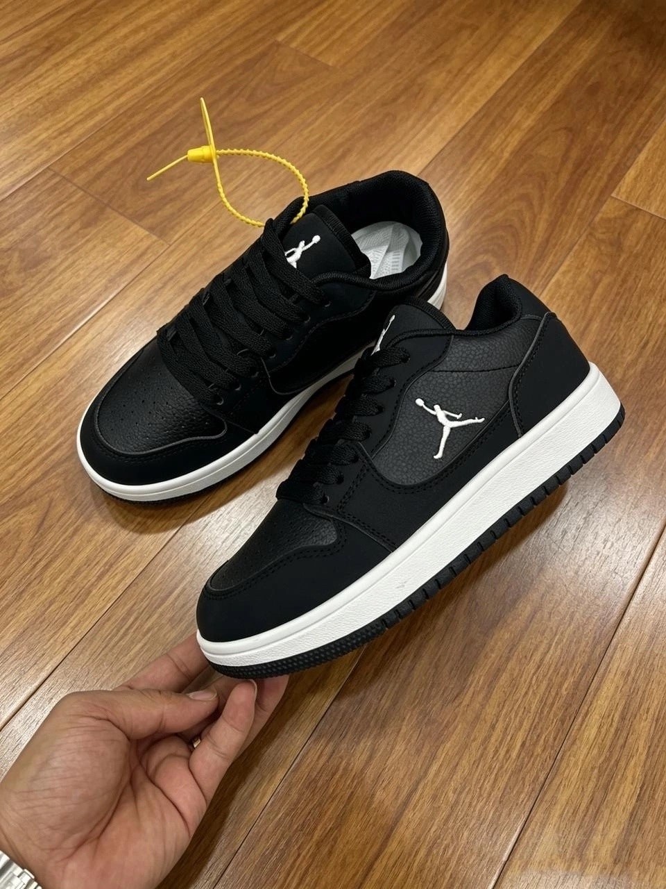 кроссовки,,спортивная ,кроссовки nike air jordan 1,кроссовки nike air jordan 1 low