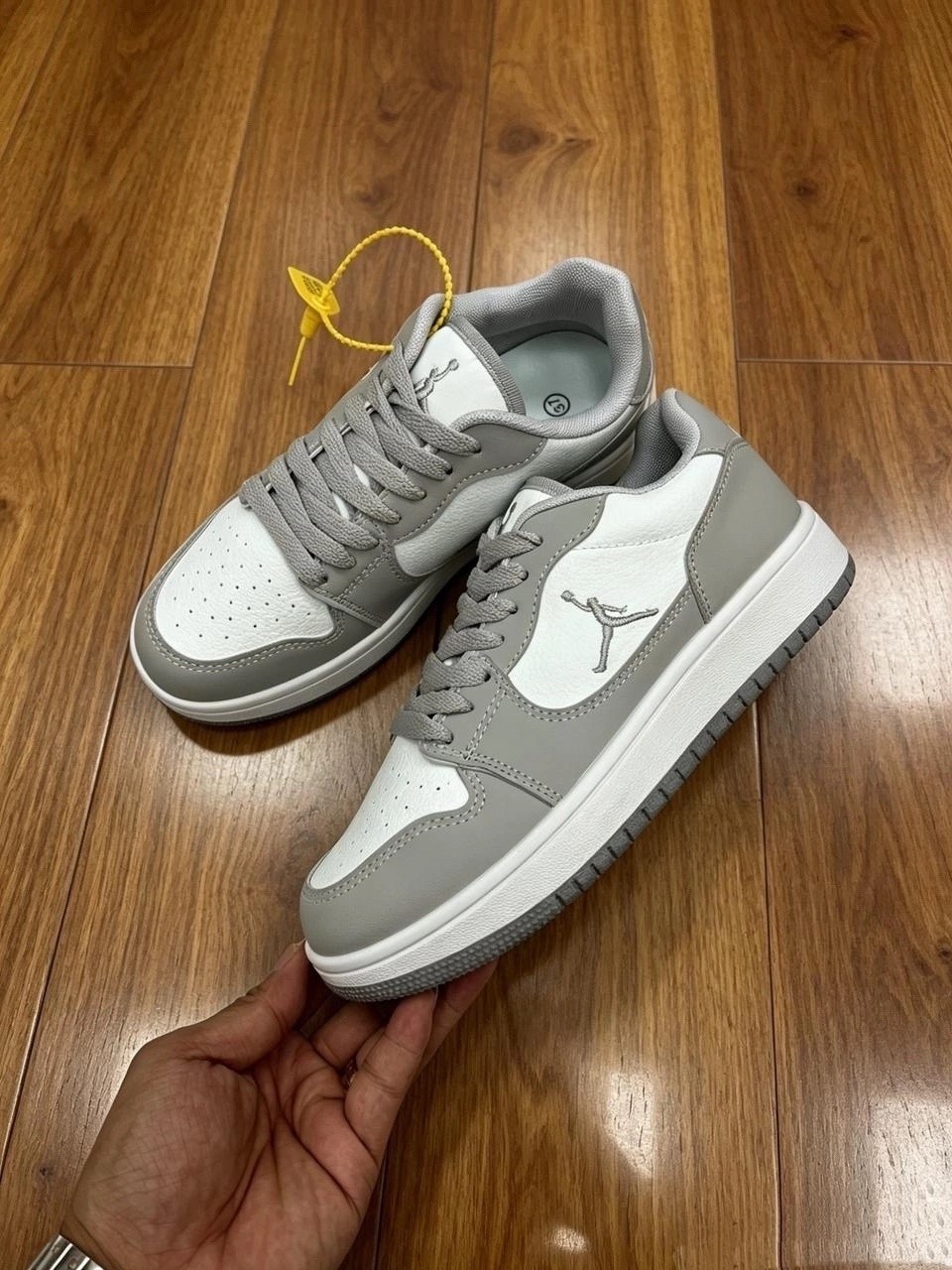 кроссовки,,спортивная ,кроссовки nike air jordan 1,кроссовки nike air jordan 1 low