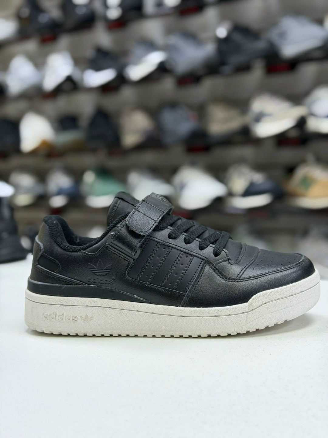 кроссовки adidas,кроссовки adidas original,кроссовки мужские женские adidas,кроссовки,кроссовки адидас