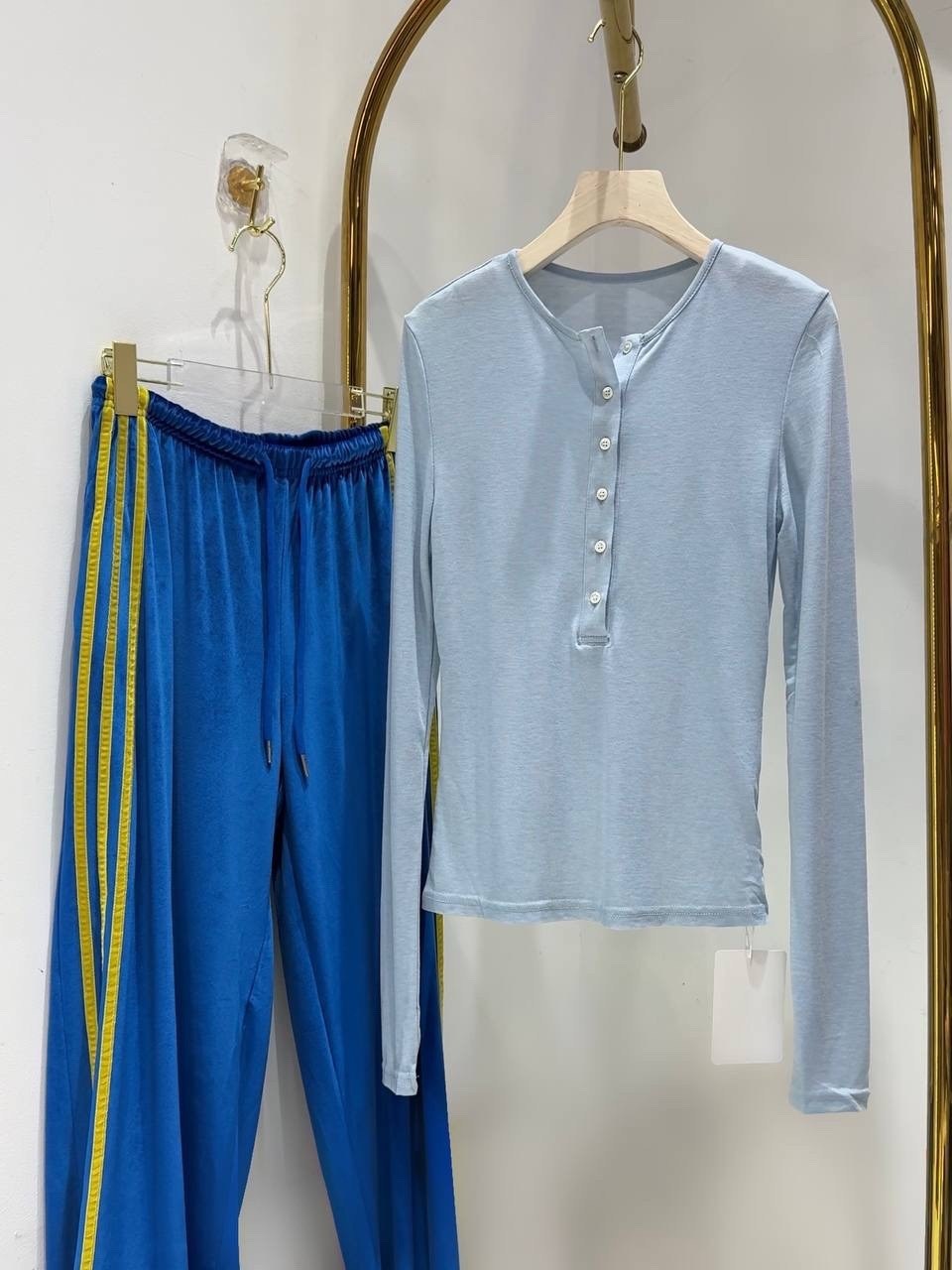 девушка,outfit ideas,модные наряды,топы модные,стильная одежда