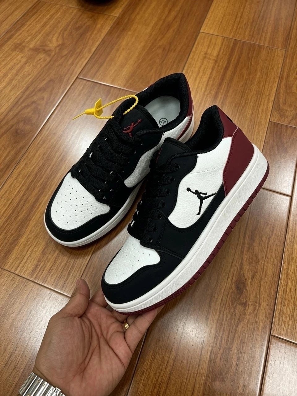 кроссовки,,спортивная ,кроссовки nike air jordan 1,кроссовки nike air jordan 1 low