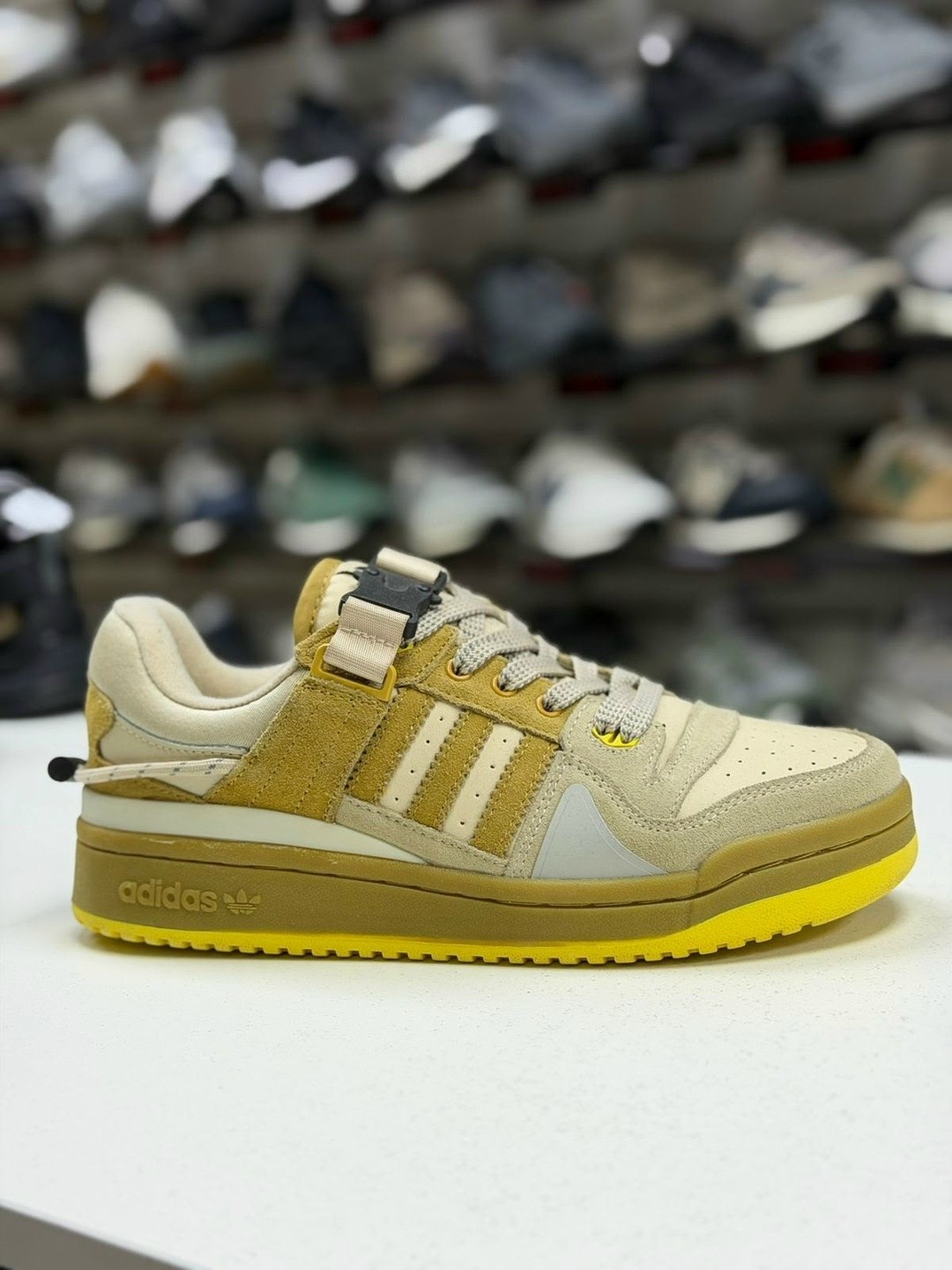кроссовки adidas,кроссовки adidas original,кроссовки мужские женские adidas,кроссовки,кроссовки адидас