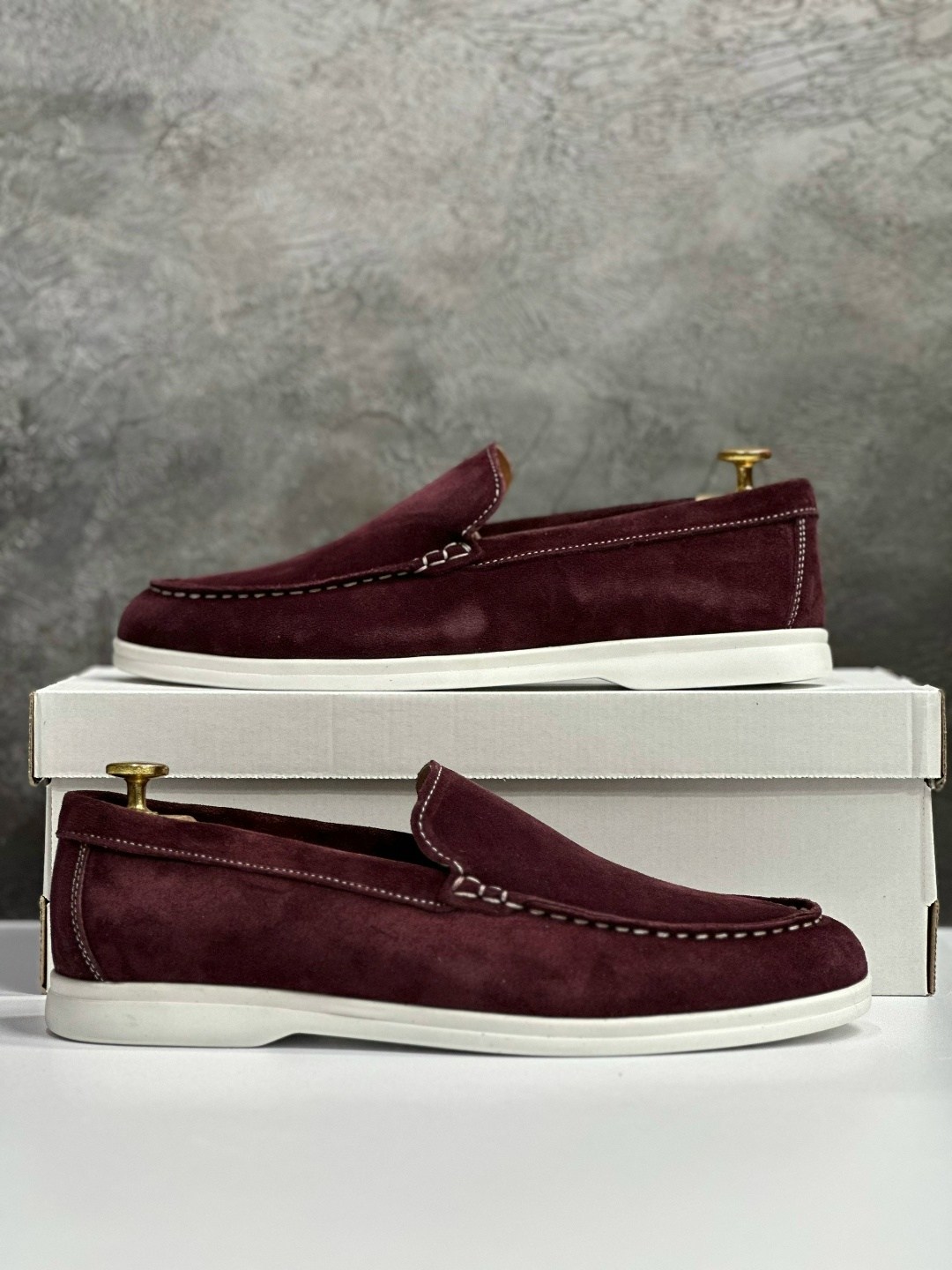 мужские лоферы замшевые,loro piana лоферы мужские,,loro piana бордовые лоферы,замшевые лоферы