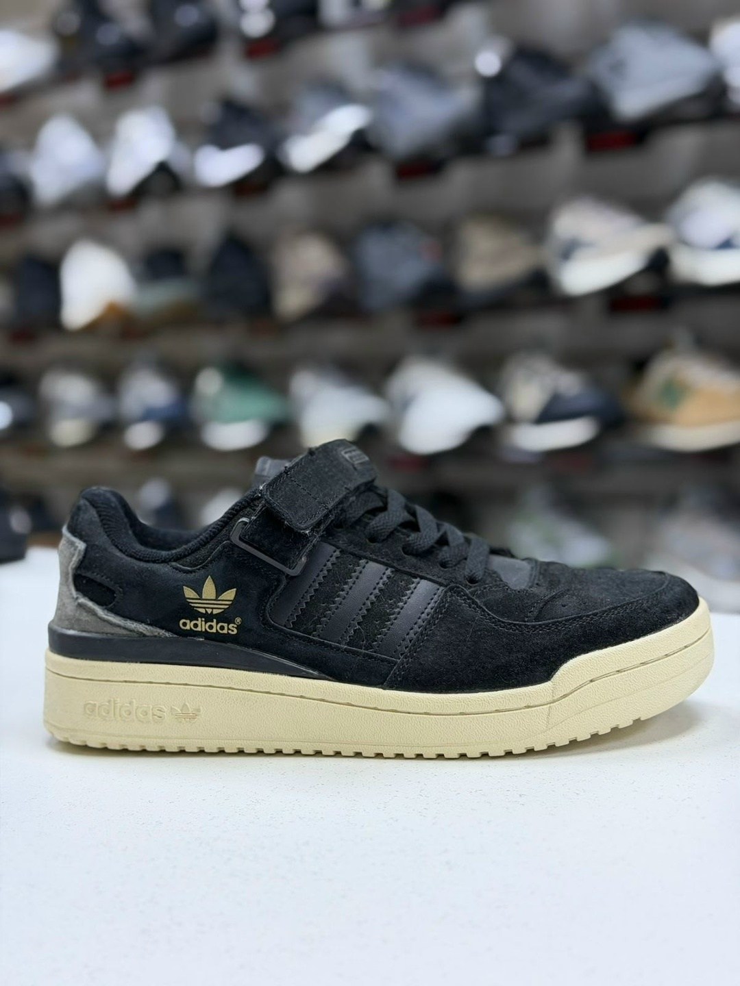 кроссовки adidas,кроссовки adidas original,кроссовки мужские женские adidas,кроссовки,кроссовки адидас