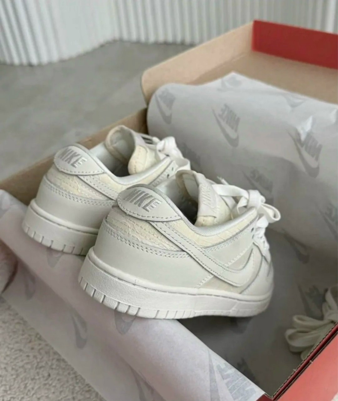 nike dunk low sail/light bone,nike dunk low premium vast grey,кроссовки nike dunk low,nike dunk low next nature white mint,nike dunk low