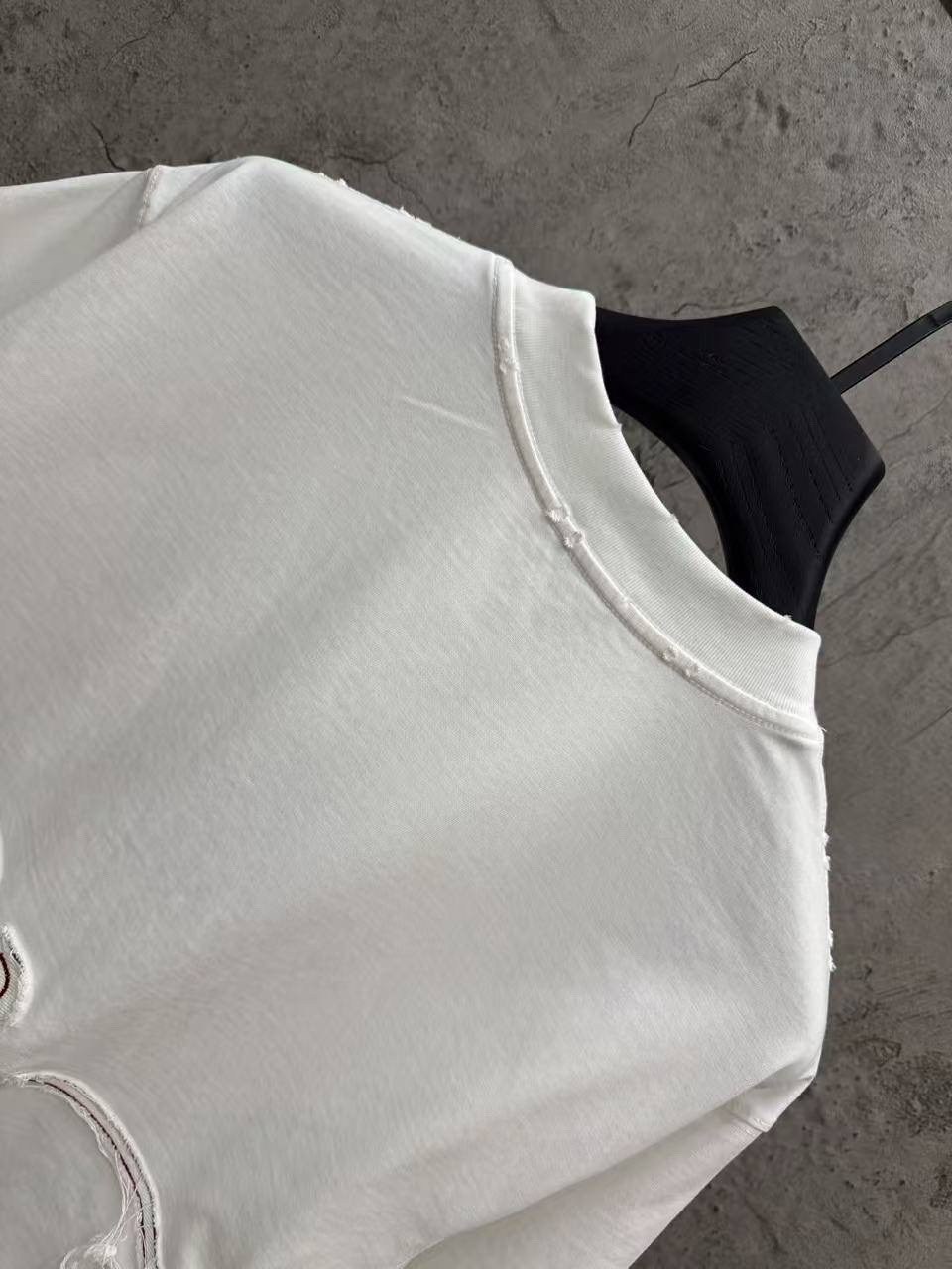 футболка баленсиага черная с белой надписью,футболка balenciaga,футболка balenciaga с коротким рукавом и цифровым принтом,футболка баленсиага