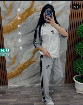 Костюм