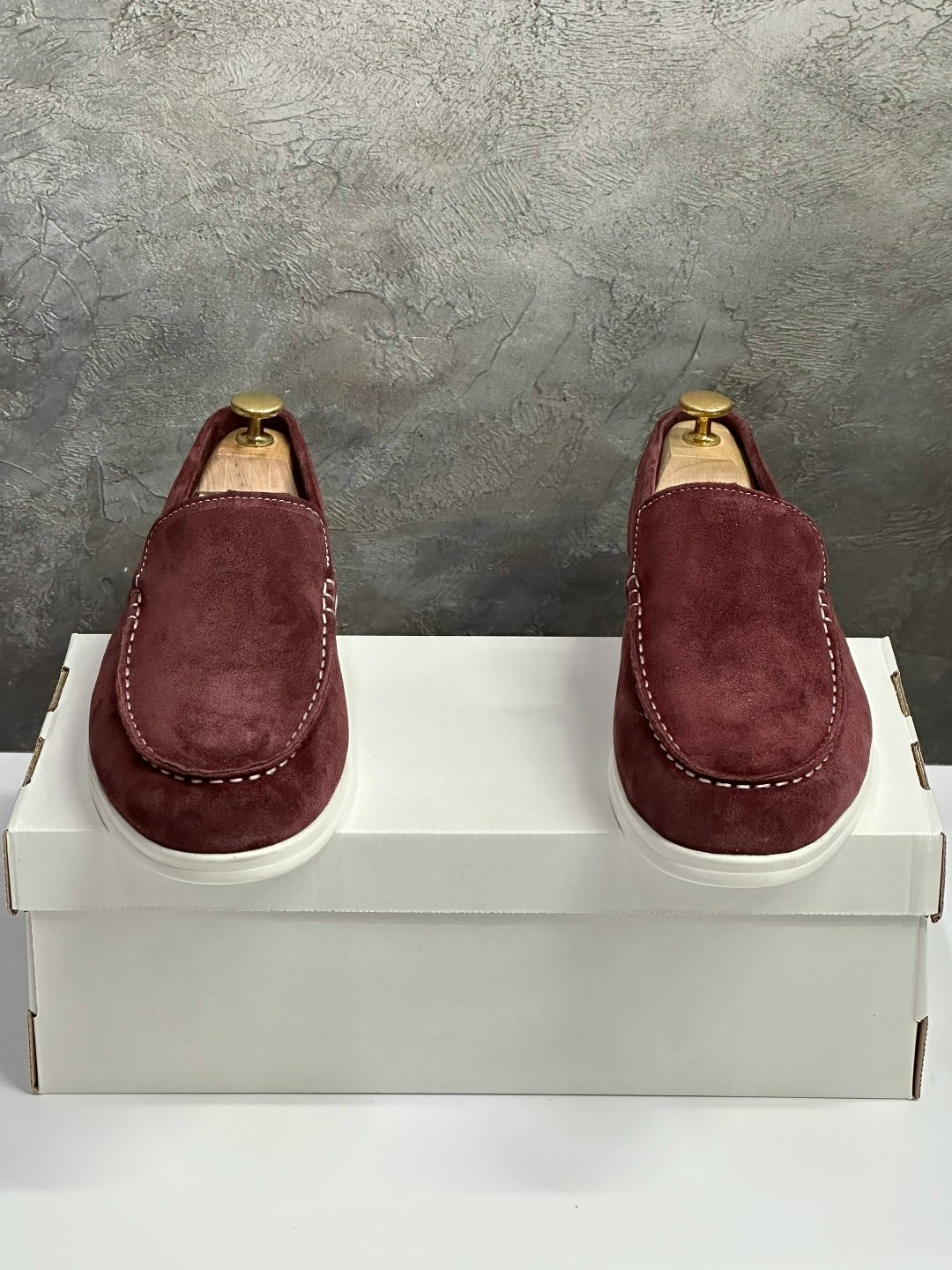 мужские лоферы замшевые,loro piana лоферы мужские,,loro piana бордовые лоферы,замшевые лоферы