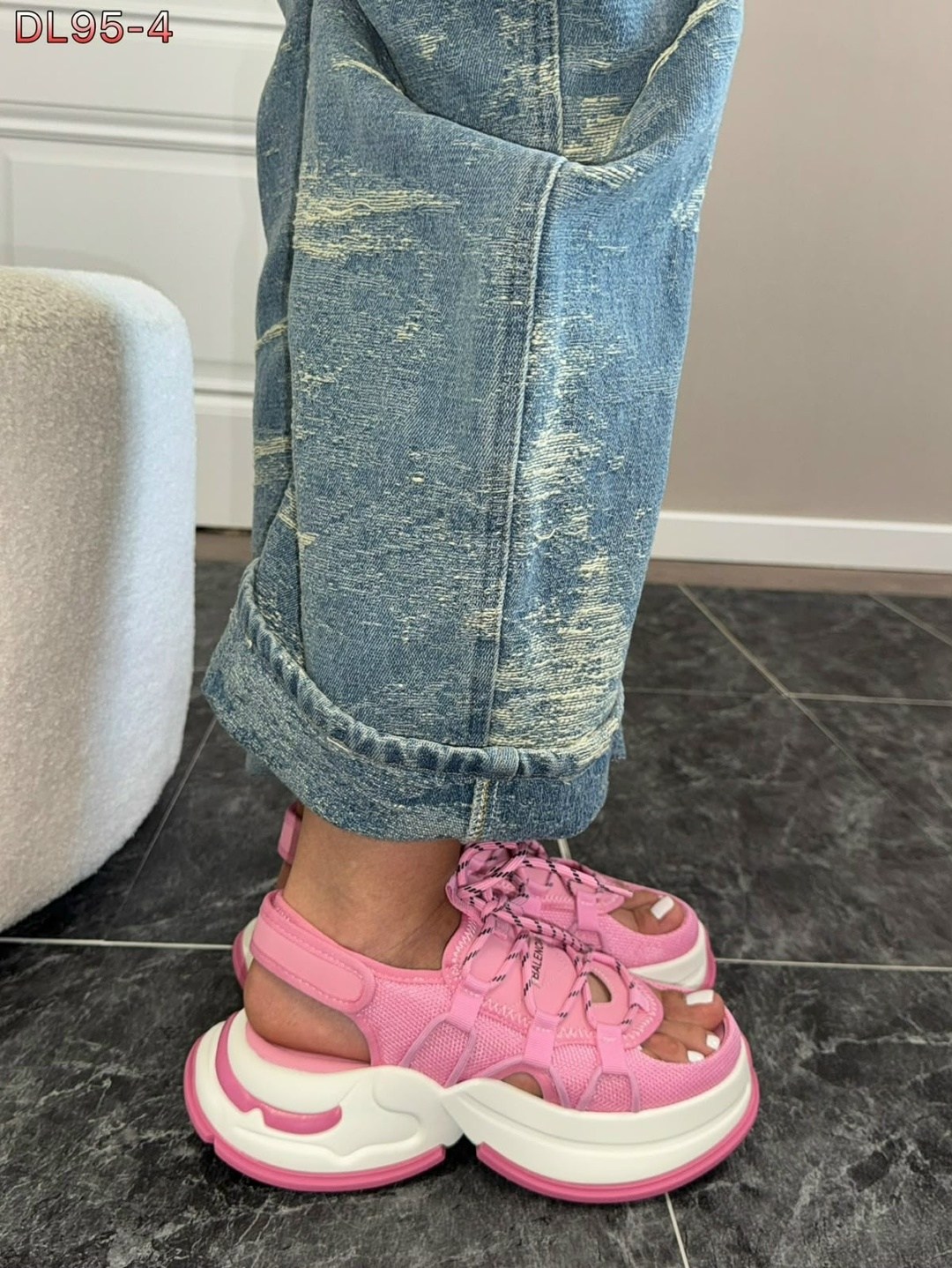 сандалии balenciaga,кроссовки женские balenciaga,босоножки баленсиага,босоножки balenciaga,сандалии босоножки