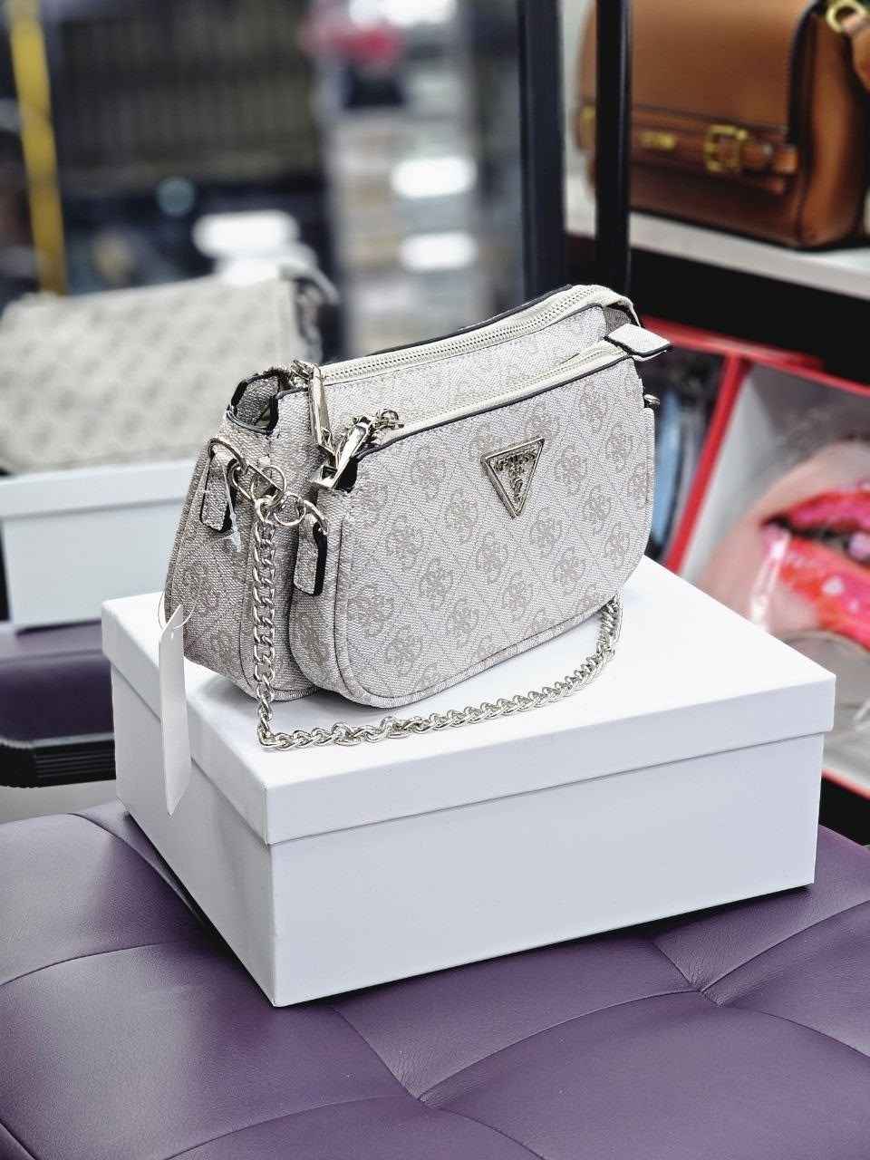 сумка женская guess,сумка guess,женская сумка guess через плечо,сумка guess через плечо,сумка
