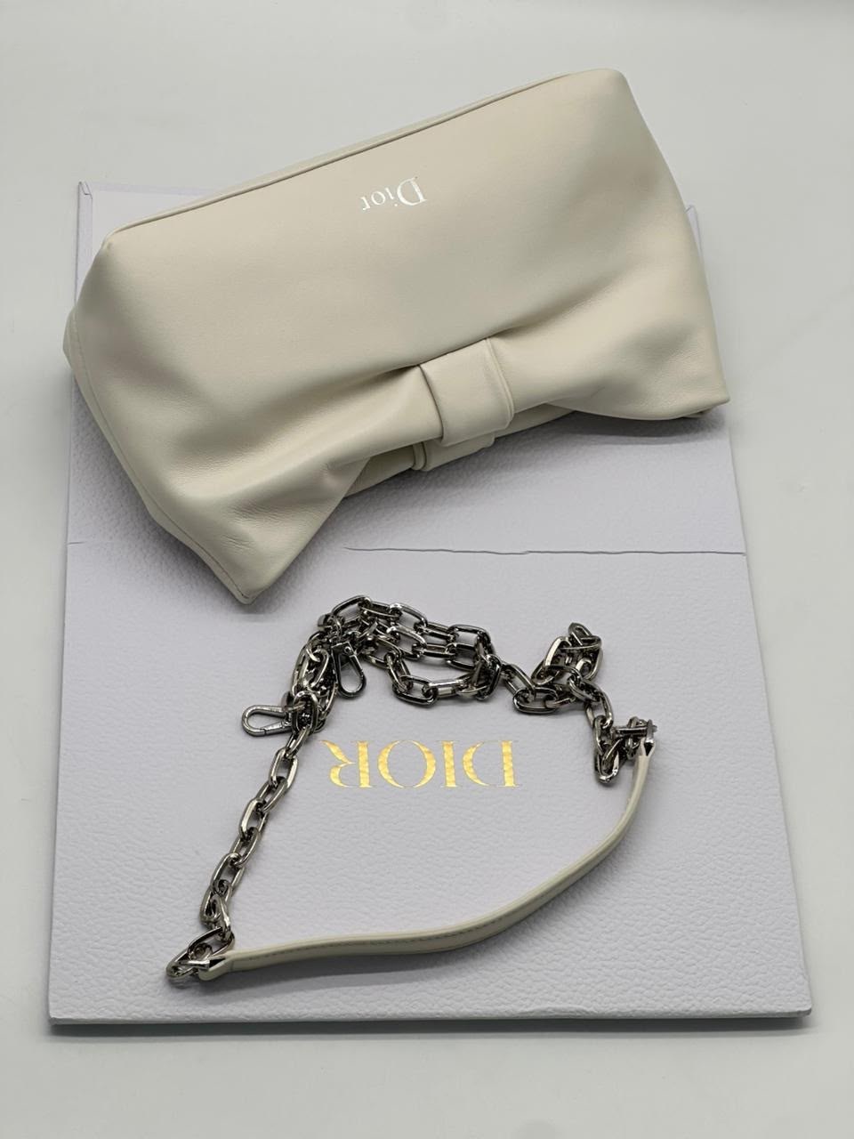 dior сумка,сумка кристиан диор белая,cумка christian dior,dior косметичка,сумка женская dior