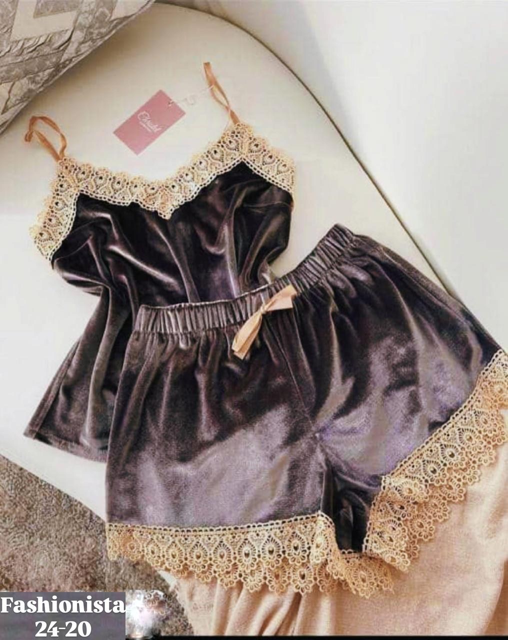 пижама из бархата,комплект женской пижамы,пижама женская,пижама велюровая женская с кружевом,пижама с кружевом