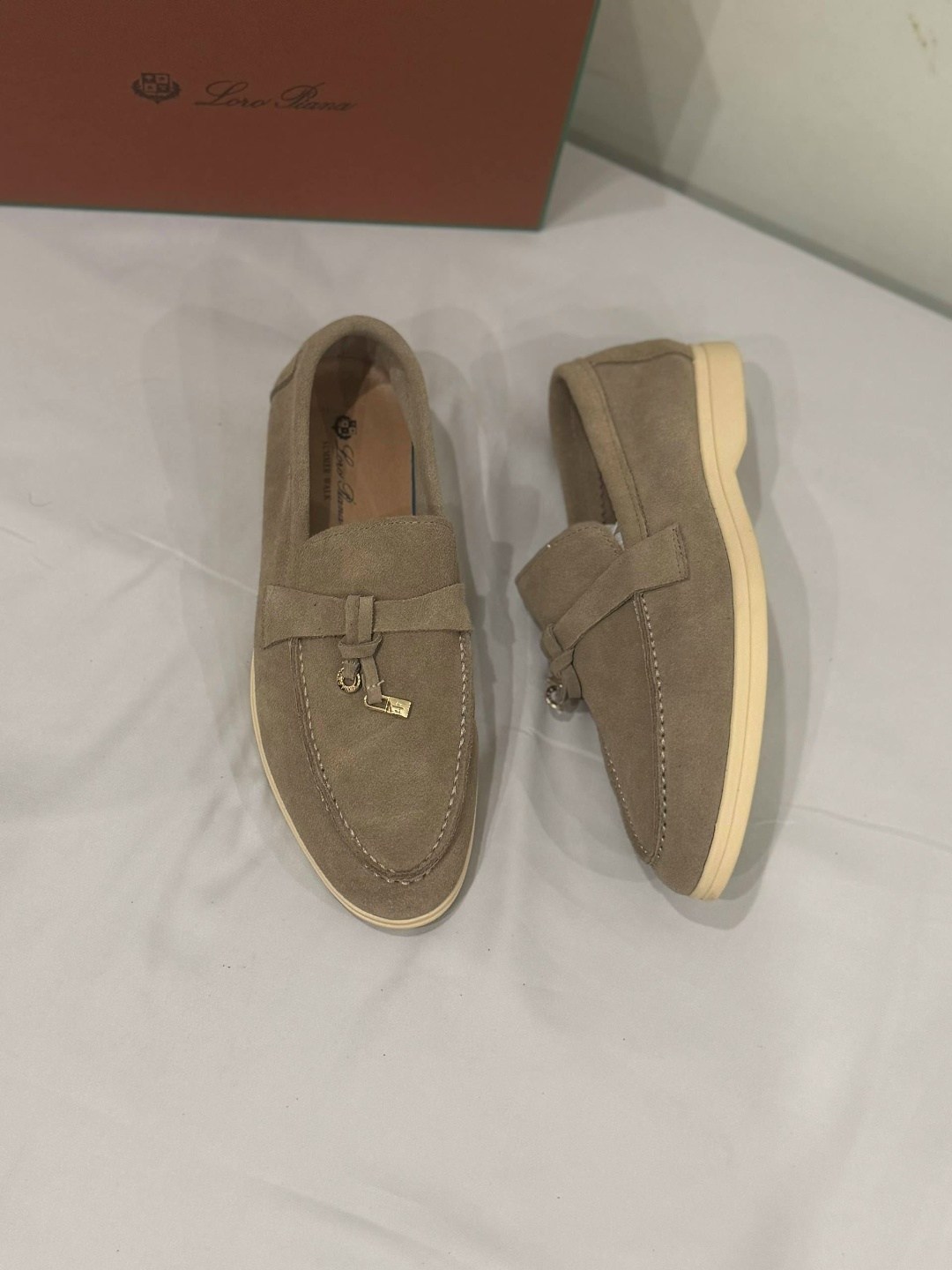 лоферы loro piana,loro piana лоферы женские,,замшевые лоферы summer charm walk loro piana,лоферы замшевые