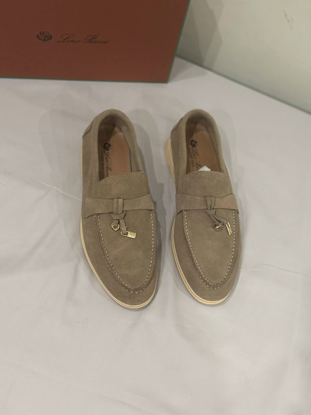 лоферы loro piana,loro piana лоферы женские,,замшевые лоферы summer charm walk loro piana,лоферы замшевые