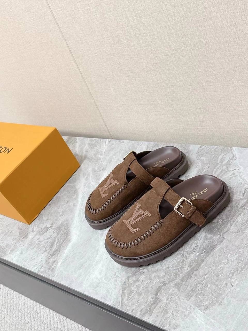 ,клоги louis vuitton,мюли louis vuitton,сабо louis vuitton,модная женская