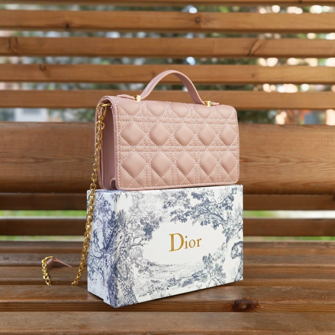 dior сумка,dior сумка на плечо,сумка женская dior,dior сумка кросс боди,dior bag