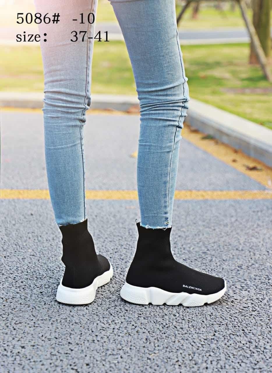 кроссовки balenciaga,кроссовки женские balenciaga,balenciaga speed trainer,кроссовки носки баленсиага,кроссовки balenciaga speed