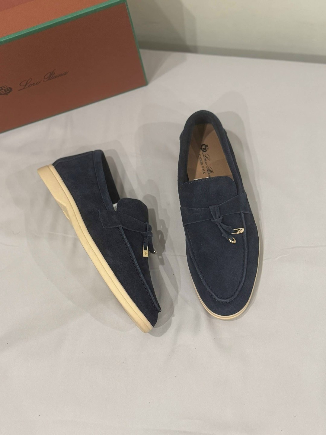 лоферы loro piana,loro piana лоферы женские,,замшевые лоферы summer charm walk loro piana,лоферы замшевые