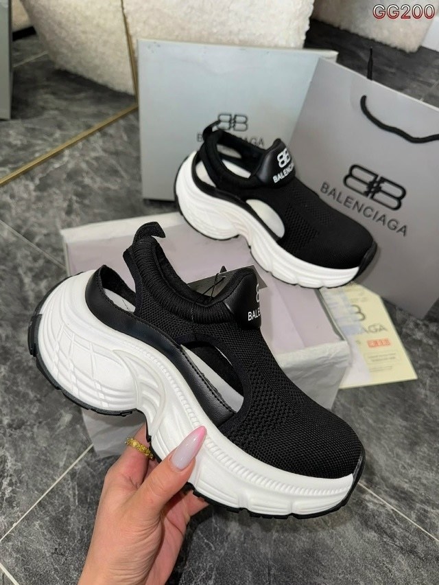 кроссовки женские balenciaga,кроссовки balenciaga,кроссовки баленсиага мужские оригинал,босоножки balenciaga,найк баленсиага кроссовки