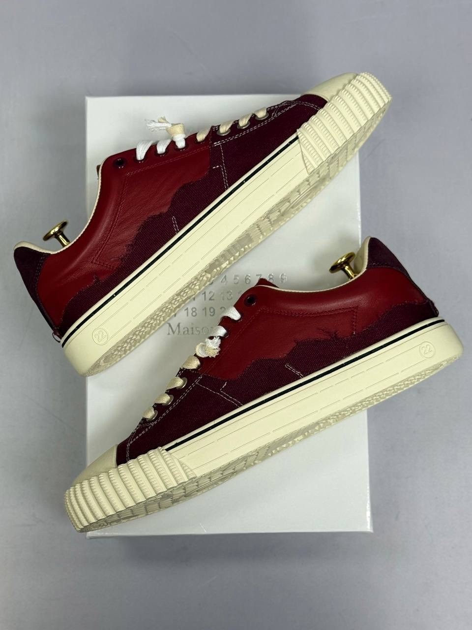 maison margiela кроссовки,кеды maison margiela evolution,,кроссовки бордовые,кроссовки кеды