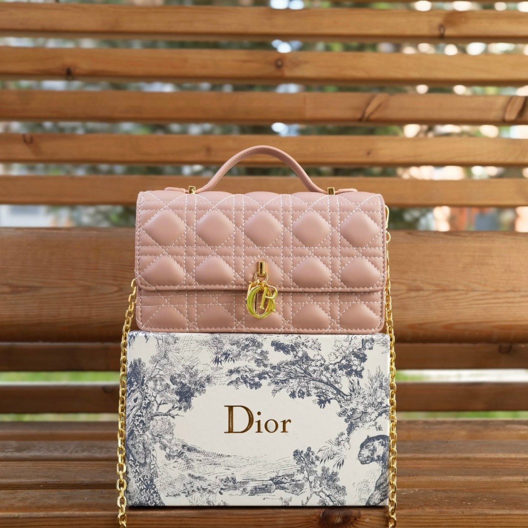 dior сумка,dior сумка на плечо,сумка женская dior,dior сумка кросс боди,dior bag