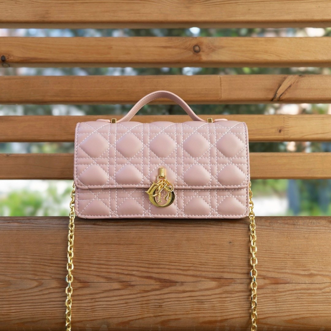 dior сумка,dior сумка на плечо,сумка женская dior,dior сумка кросс боди,dior bag