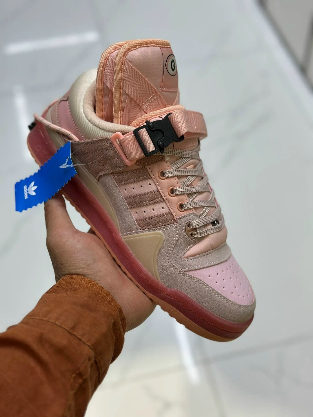 кроссовки adidas,adidas forum buckle x bad bunny low,кроссовки адидас,кроссовки,женские кроссовки adidas