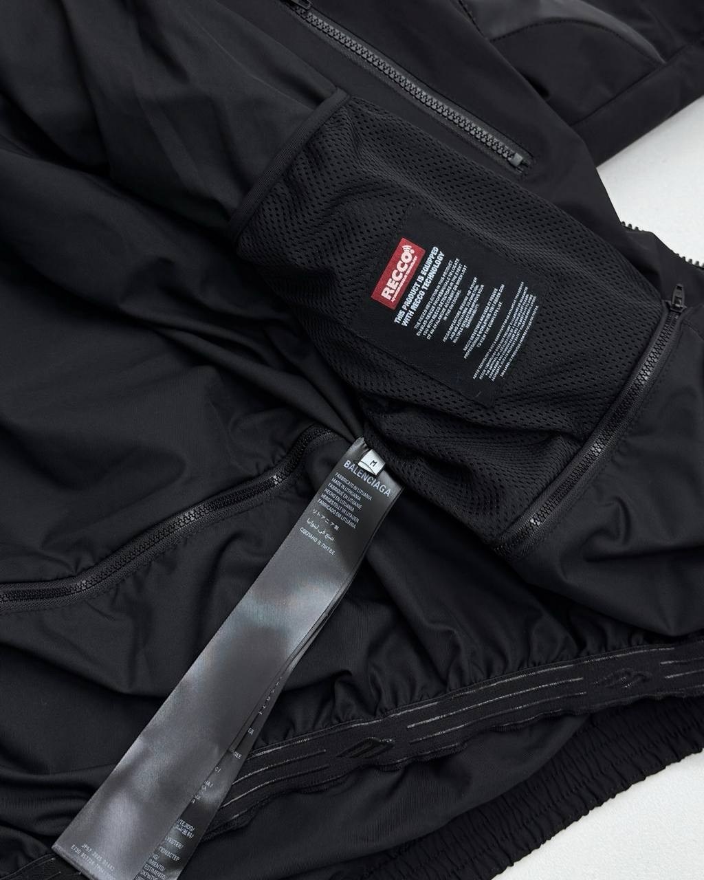 куртка balenciaga,куртка,спортивная куртка,куртка капюшоном