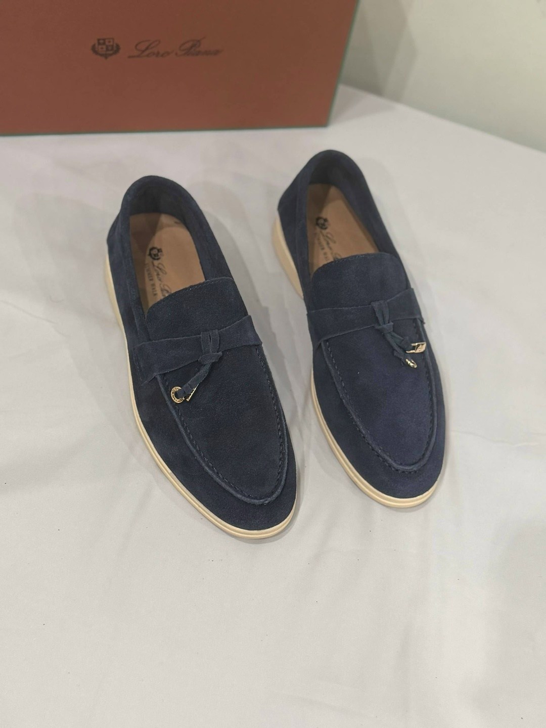 лоферы loro piana,loro piana лоферы женские,,замшевые лоферы summer charm walk loro piana,лоферы замшевые