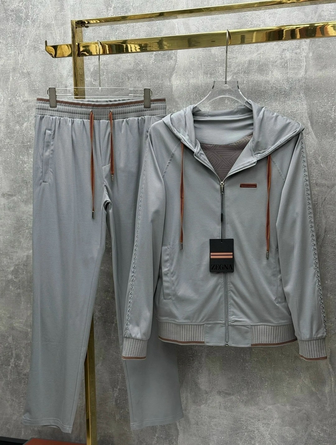 спортивный костюм loro piana,спортивный костюм brunello cucinelli,спортивный костюм kiton,костюм kiton,спортивный костюм