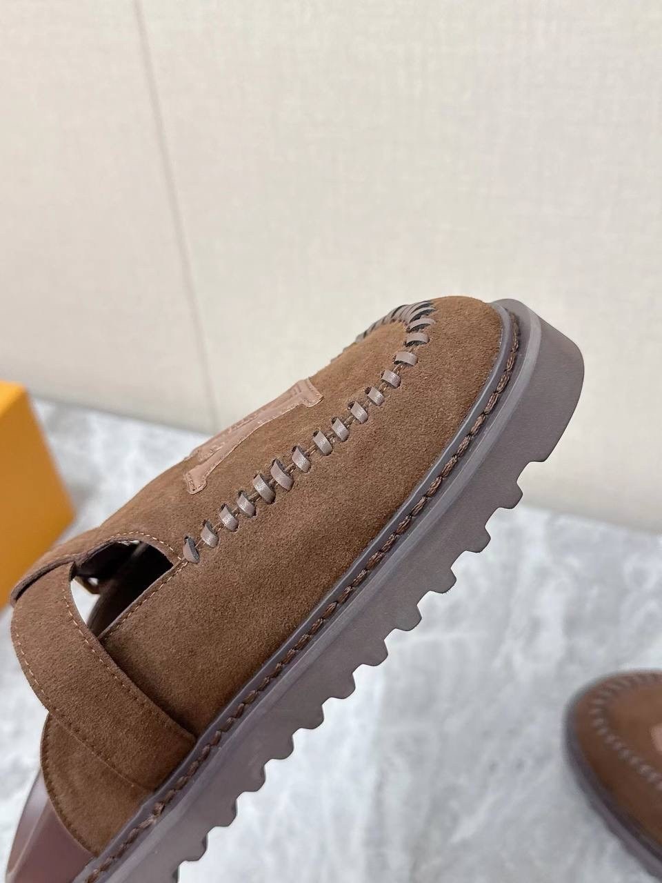 ,клоги louis vuitton,мюли louis vuitton,сабо louis vuitton,модная женская