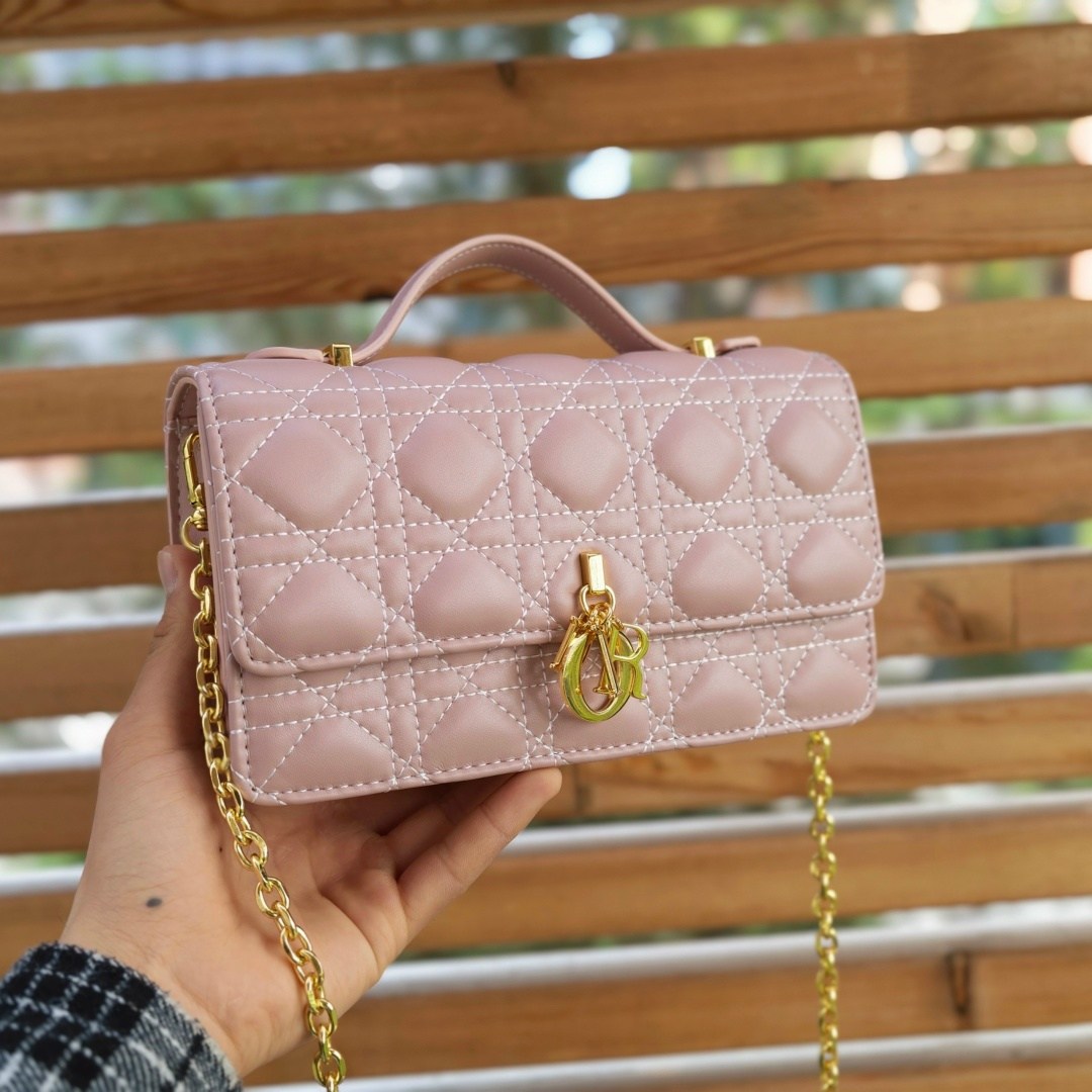 dior сумка,dior сумка на плечо,сумка женская dior,dior сумка кросс боди,dior bag