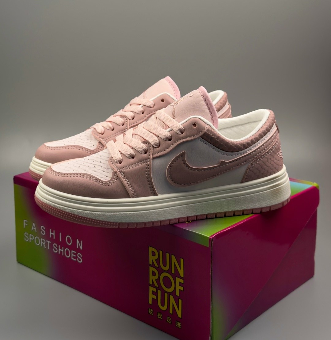 кроссовки,кроссовки женскиe,nike air jordan 1 low,кроссовки розовые,женские кроссовки nike