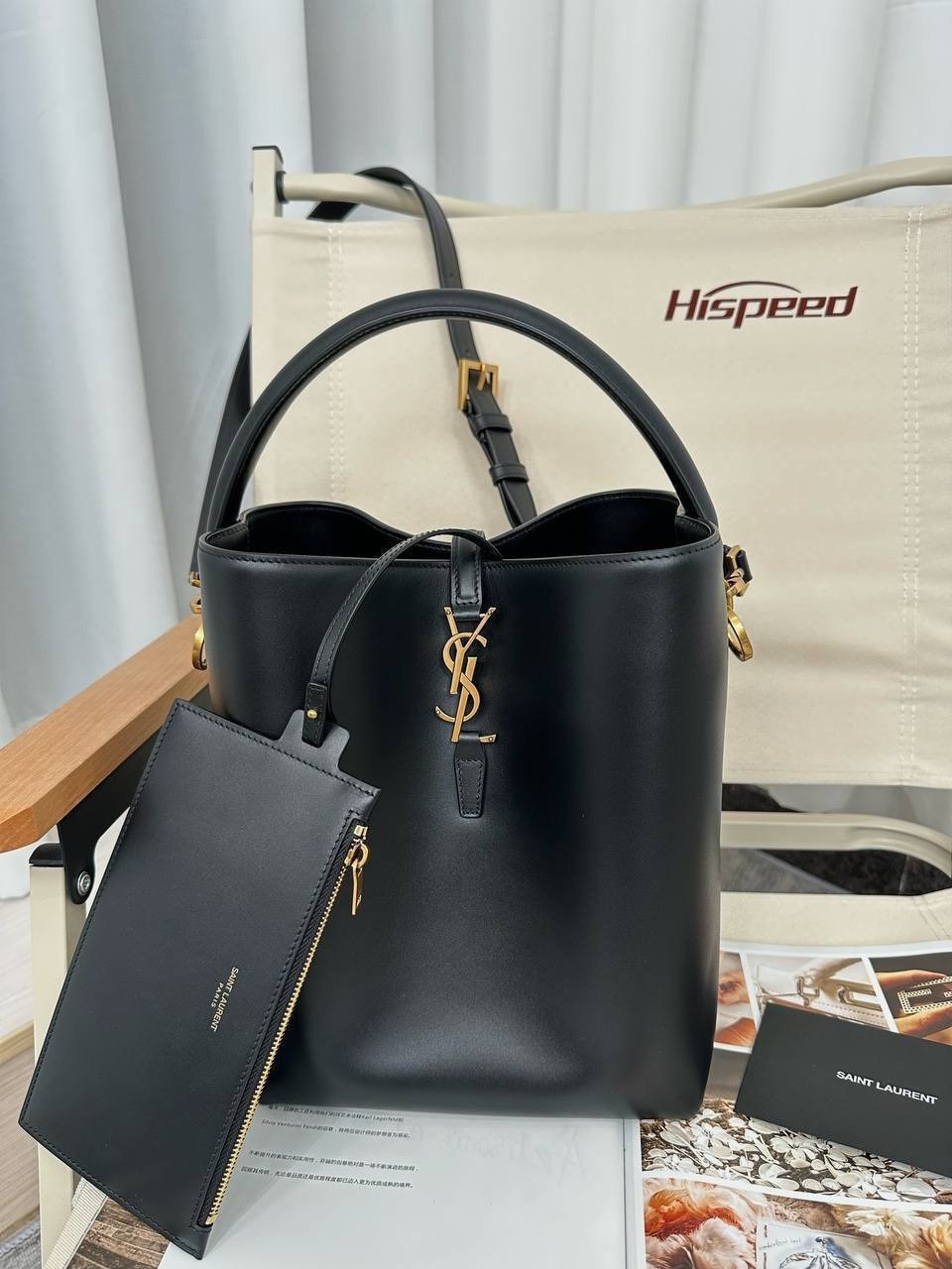сумка yves saint laurent,сумка saint laurent,кожаная сумка-мешок с монограммой saint laurent,сумка,черная женская сумка saint laurent