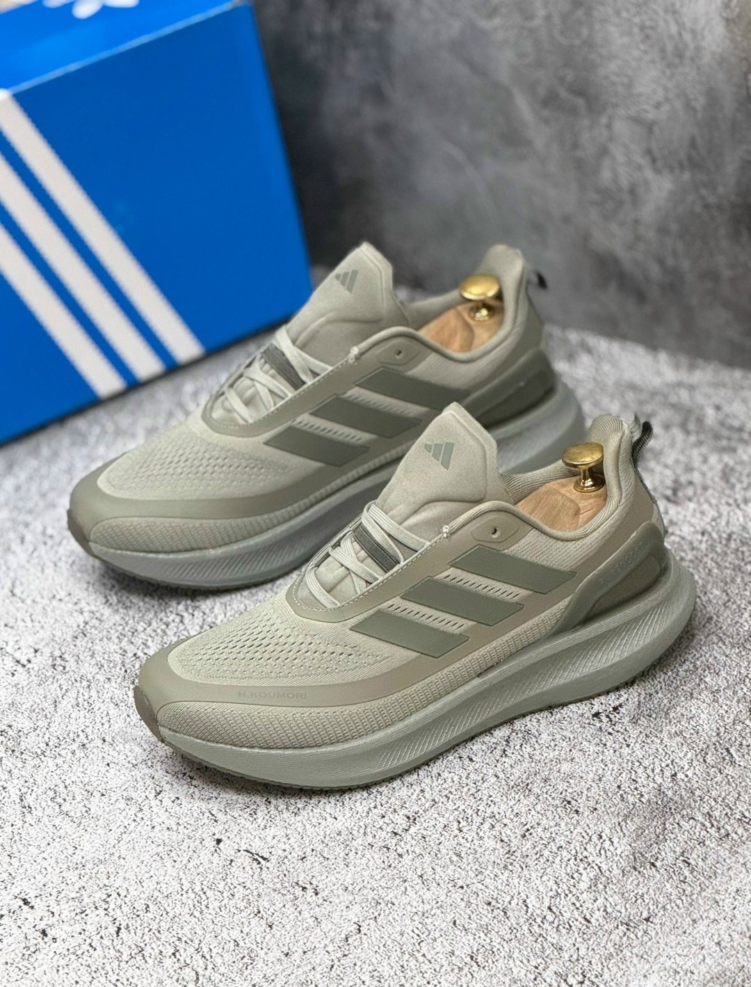 кроссовки adidas,мужские кроссовки adidas,adidas ultraboost,adidas ultraboost 5,adidas ultra boost