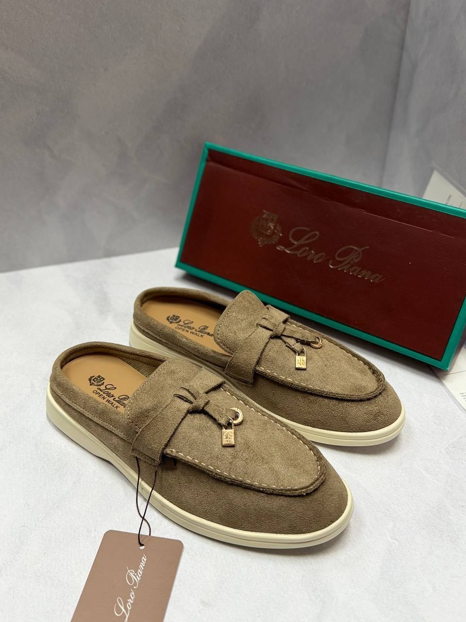 ,лоферы из натуральной замши loro piana premium shoes,лоферы loro piana,лоферы натуральная замша лорики loro piana,лоферы женские loro piana