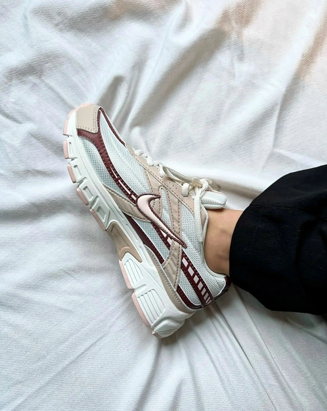кроссовки nike,кроссовки,кроссовки для женщин,кроссовки женскиe,спортивные кроссовки
